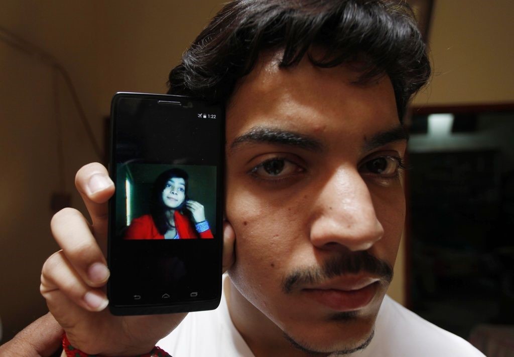 Une jeune Pakistanaise brûlée vive par sa mère pour avoir choisi un mari ne plaisant pas à sa famille