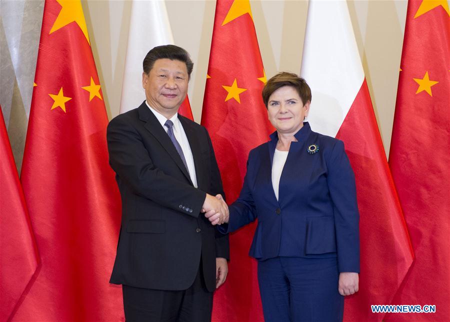 Xi Jinping appelle la Chine et la Pologne à élargir et à approfondir leur coopération