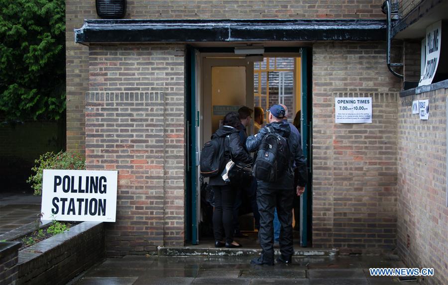Brexit : ouverture des bureaux de vote au Royaume-Uni