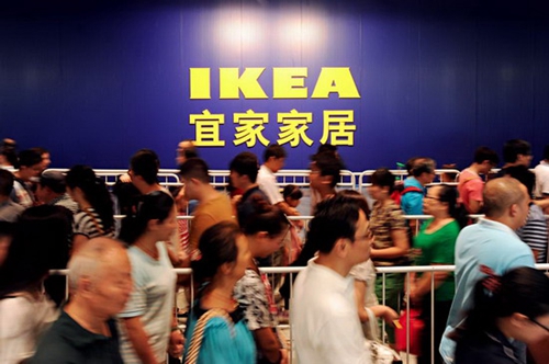 Ikea ne rappellera pas les commodes jugées dangereuses en Chine