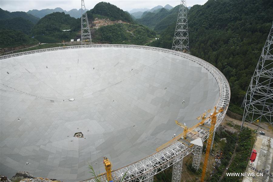 Fin de la construction du plus grand radiotélescope au monde dans le sud-ouest de la Chine