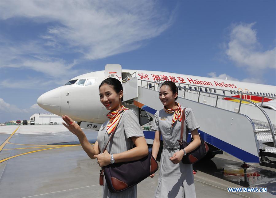 Essais d'avions civils à deux nouveaux aéroports en mer de Chine méridionale