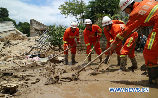 Le typhon Nepartak fait au moins 21 morts au Fujian