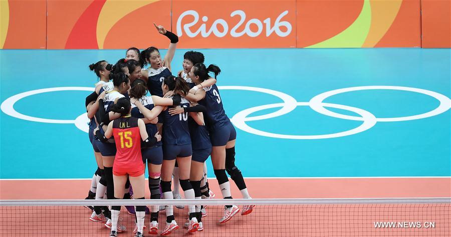 JO 2016 : l'équipe chinoise de volley-ball féminin va en finale