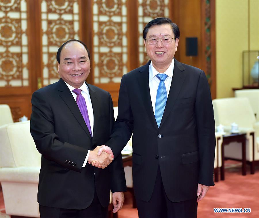 La Chine et le Vietnam s'engagent à promouvoir le développement sain de leurs relations