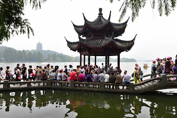 Hangzhou polit son image de ville qui mérite d'être visitée