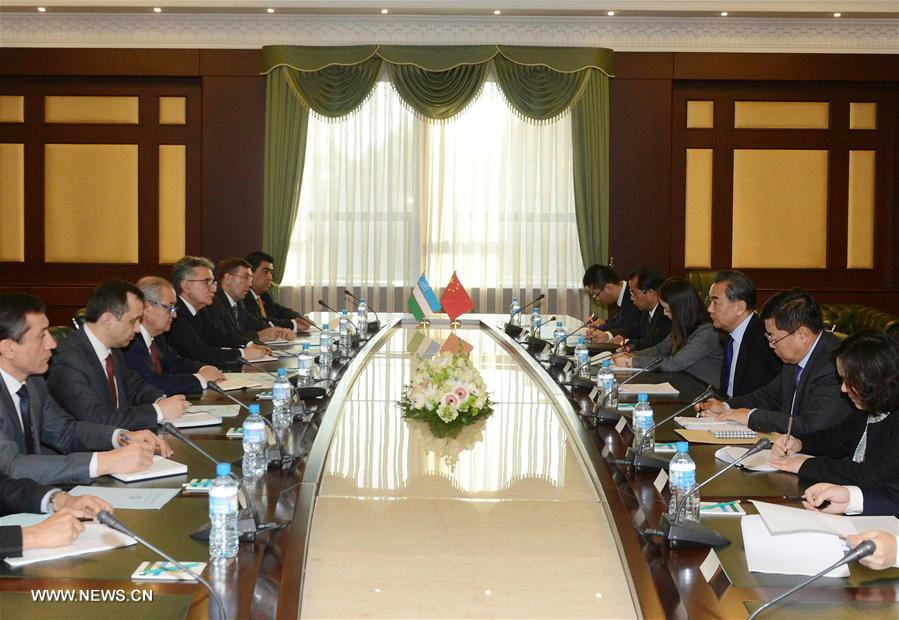 Le chef de la diplomatie chinoise en Ouzbékistan pour promouvoir les relations bilatérales