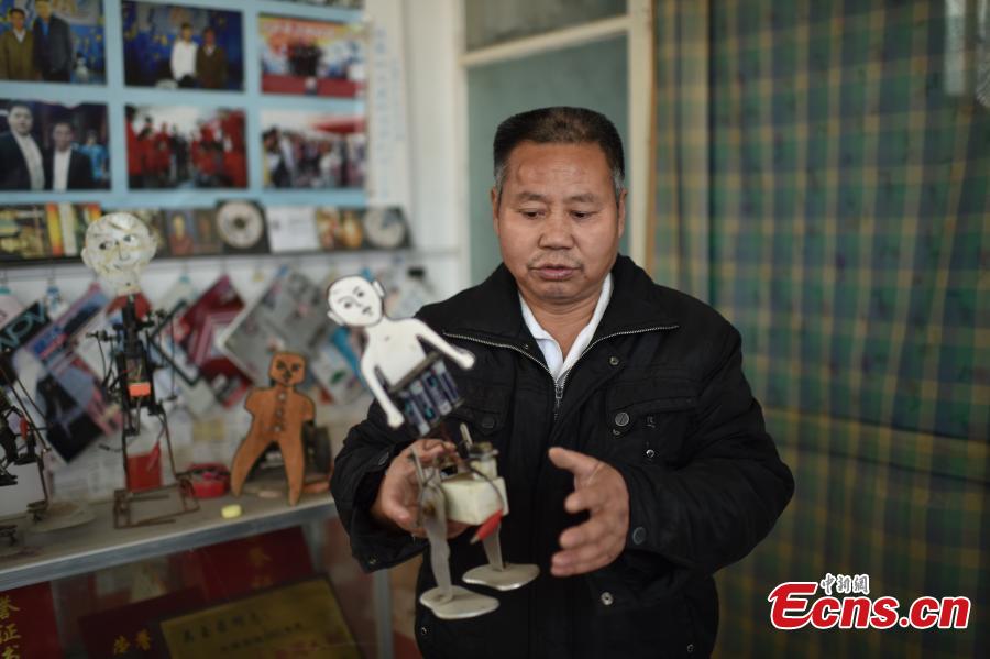 Un fermier chinois fou de robotique