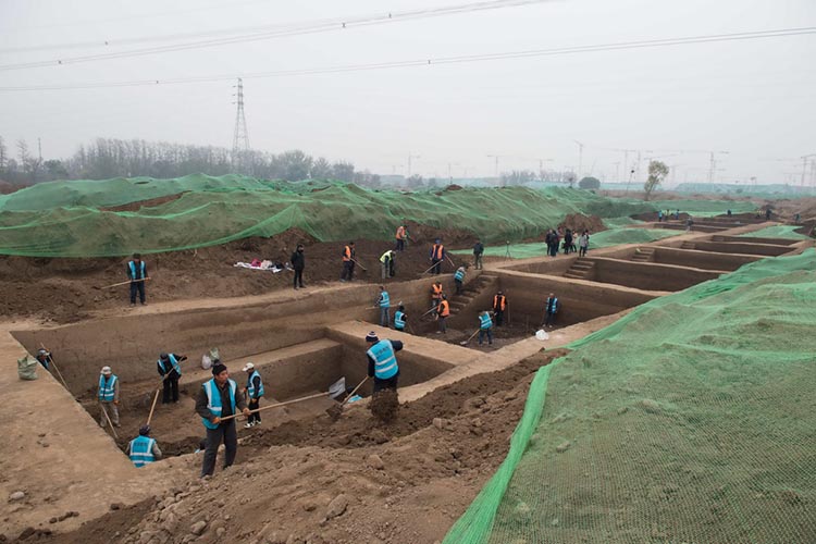 Découverte de milliers de tombes à Beijing