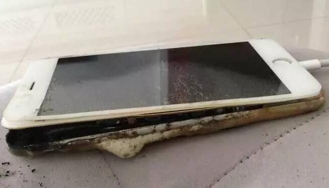 Plusieurs plaintes contre des explosions d’iPhones en Chine