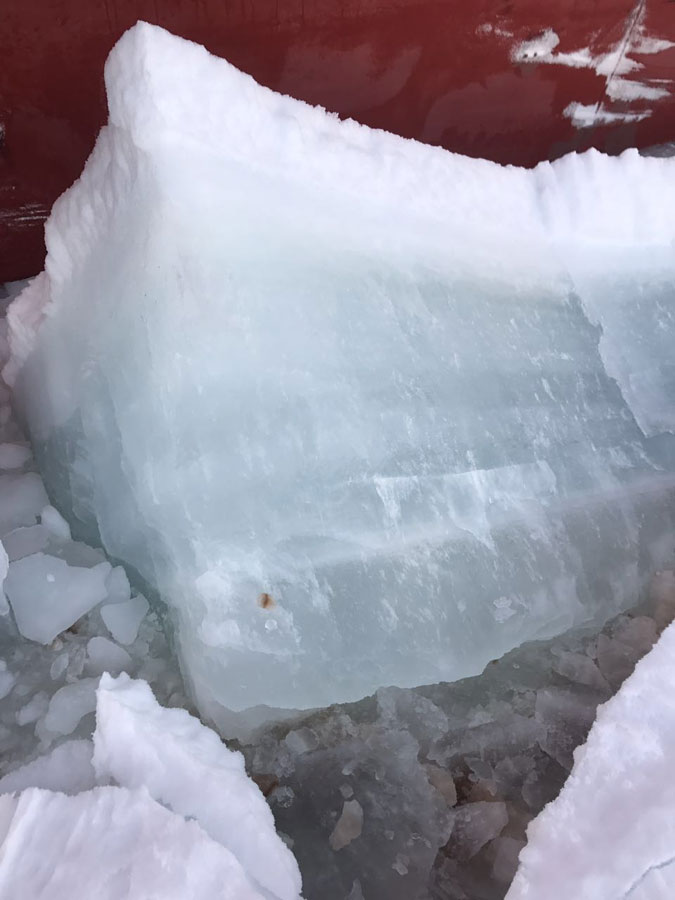 Le brise-glace chinois Xuelong se trouve en Antarctique