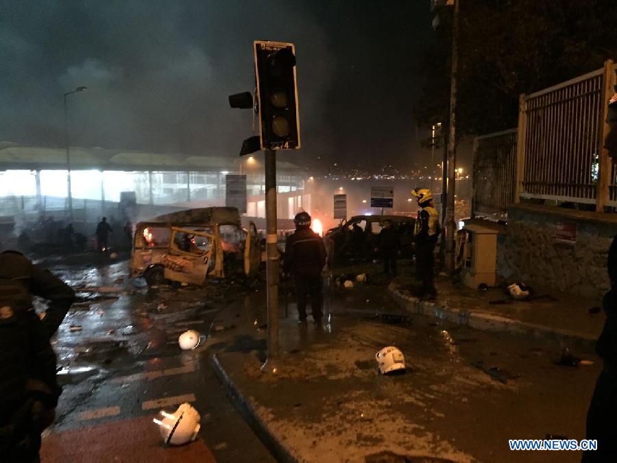 Vingt-neuf morts dans un double attentat à Istanbul