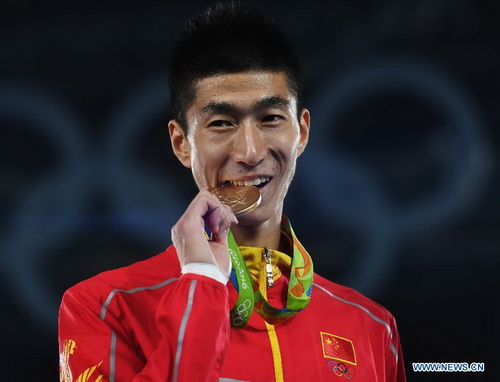 Bilan 2016 : les dix meilleurs sportifs de la Chine de l'année sélectionnés par Xinhua