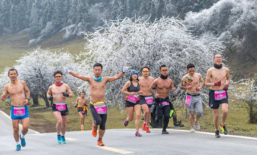 Marathon de Chongqing : une course contre le temps et contre le froid