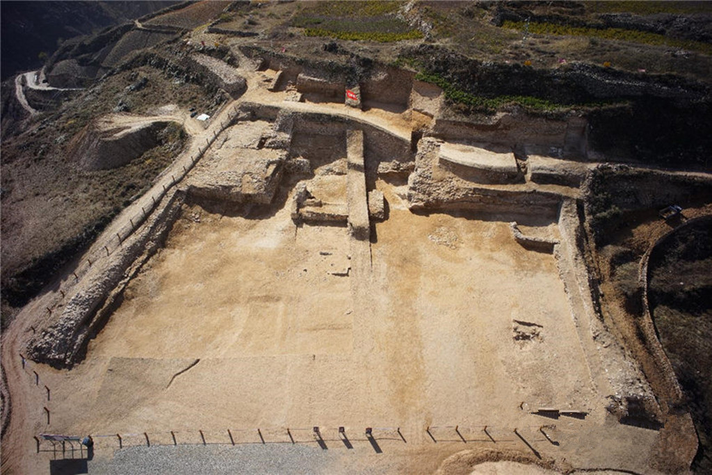 Les ruines de Huangchengtai du site de Shimao à Shenmu sélectionnées parmi les plus belles découvertes archéologiques de Chine en 2016