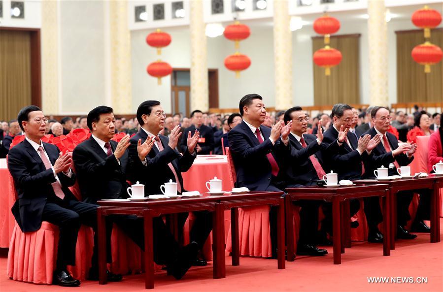Les dirigeants chinois présentent leurs voeux pour la fête du Printemps