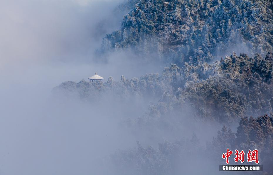Jiangxi : chutes de neige au mont Lushan