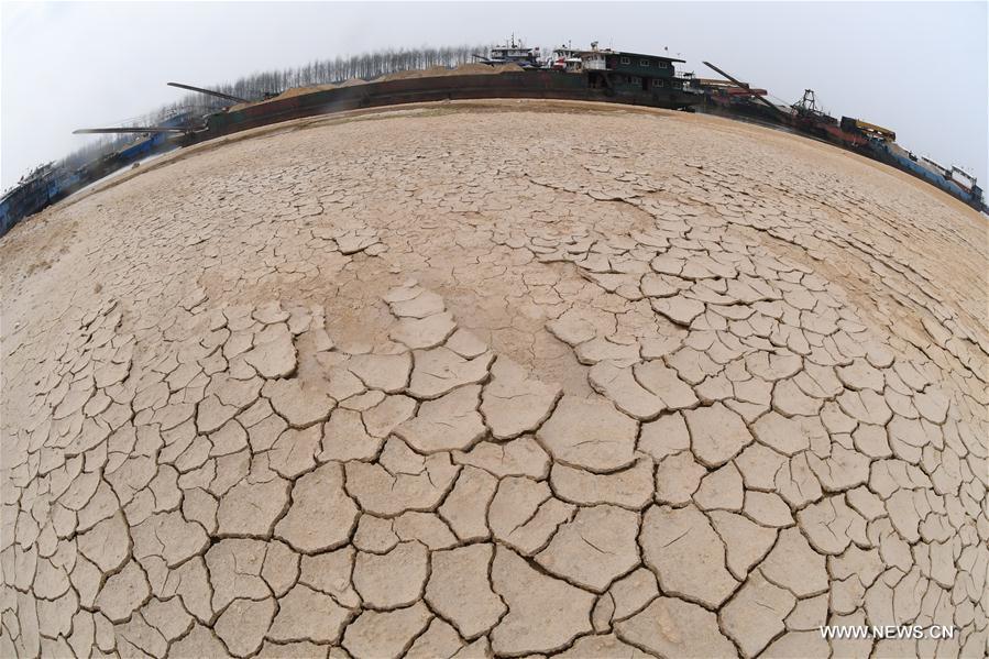 Chine : le fleuve Xiangjiang à son plus bas niveau