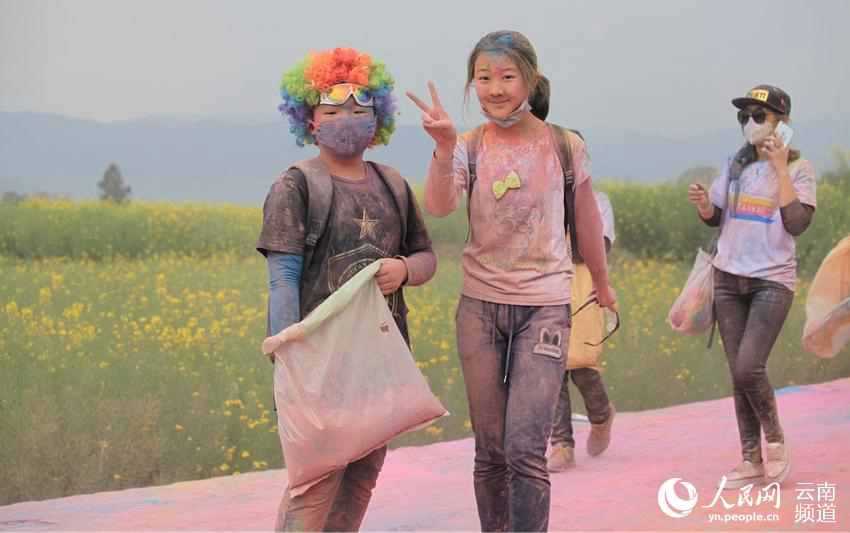 La 'Rainbow Run' dans le Yunnan 
