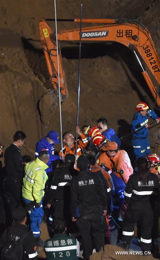 Chine : un garçon tombé dans un puits sec de 15 mètres de profondeur a été sauvé