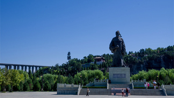Les murailles de la ville de Xi'an, le mont Hua et quatre autres sites touristiques récompensés par la « Marque touristique du Shaanxi à destination du monde »