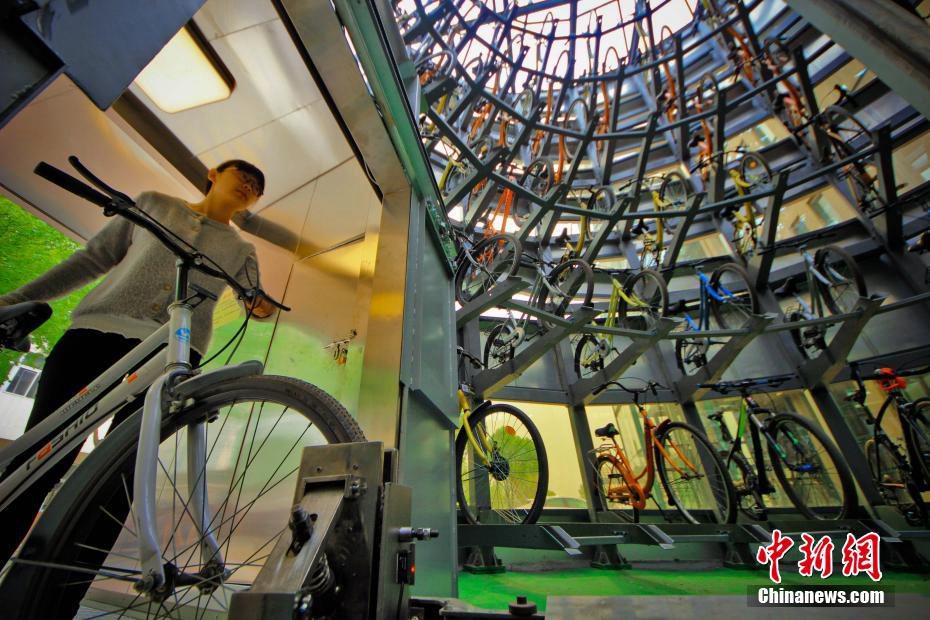 Ouverture du premier garage à vélos automatisé de Chine à l'Université de Tianjin