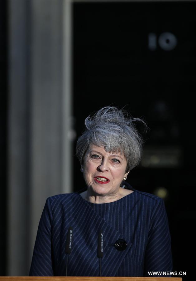 La Première ministre britannique convoque des élections législatives anticipées le 8 juin