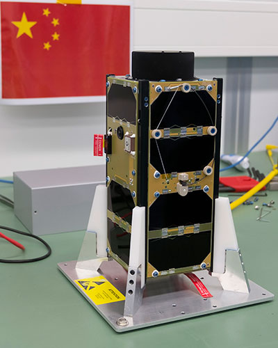 Lancement d'un satellite conçu par des étudiants chinois