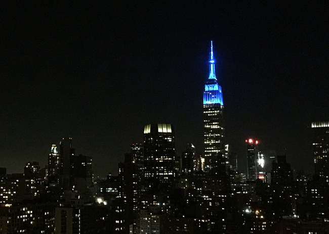 L'Empire State Building en bleu pour honorer une école chinoise 