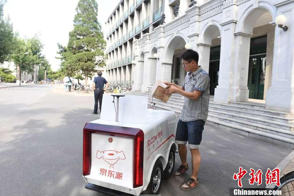 E-commerce en Chine : des coursiers automates pour vous livrer
