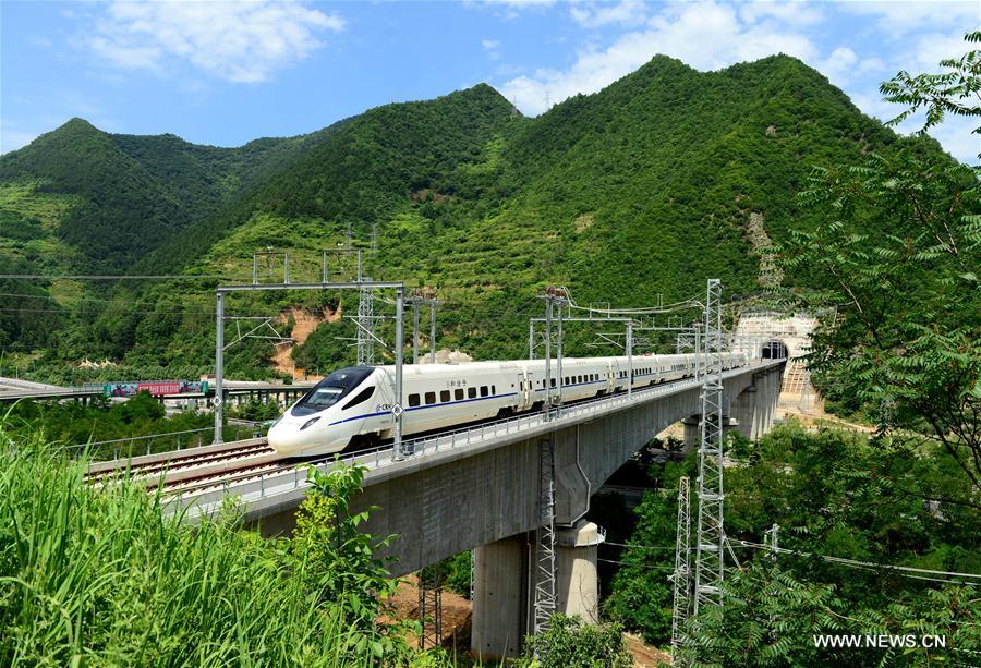 Mise en service de la ligne à grande vitesse Baoji-Lanzhou