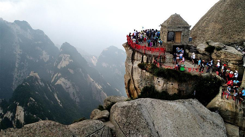 La passerelle céleste du mont Huashan, pour les amateurs de sensations fortes