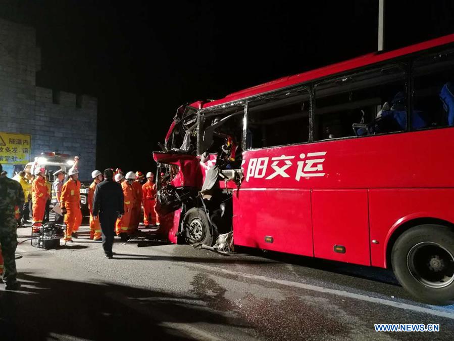 Accident de la route dans le nord-ouest de la Chine : 36 morts et 13 blessés