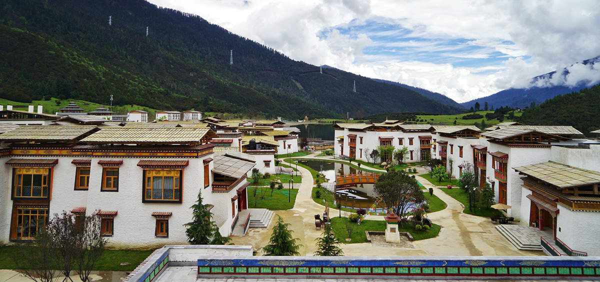 Bourg de Lulang : à la découverte de la Suisse tibétaine