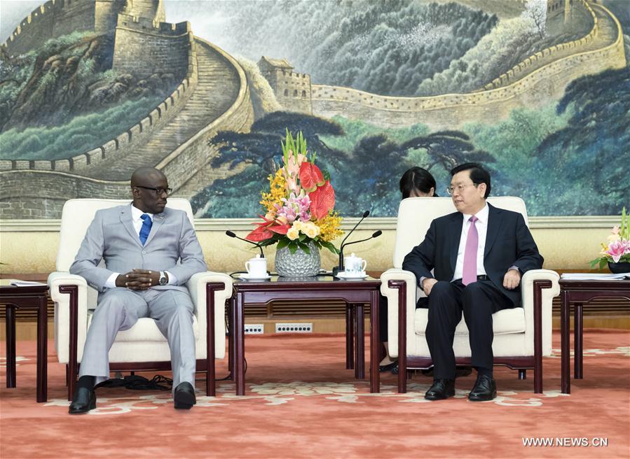 Zhang Dejiang rencontre le président du Sénat du Burundi