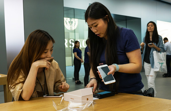Enthousiasme en berne pour l'iPhone 8 en Chine