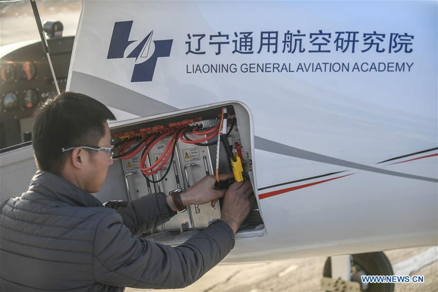 Vol inaugural du premier avion chinois électrique