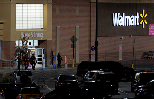 Fusillade dans un supermarché Walmart à Denver, au moins trois morts
