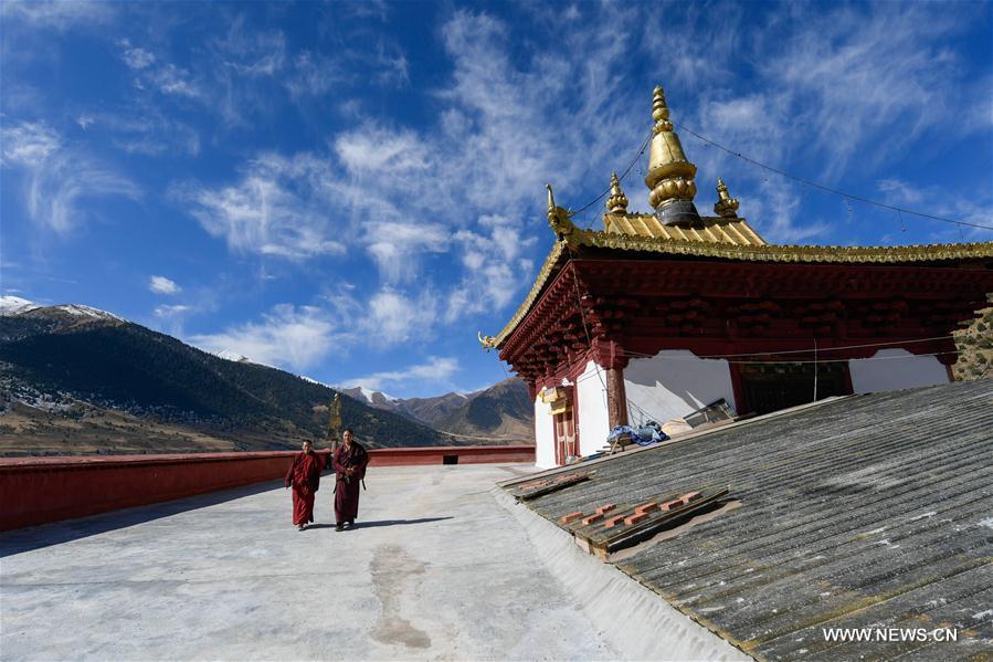 Le monastère tibétain de Riwoqe