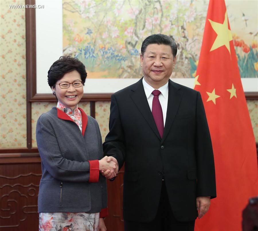 Xi Jinping met l'accent sur l'adhésion inébranlable à 