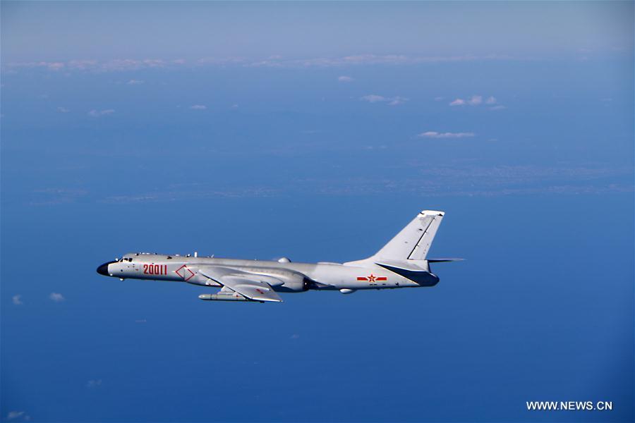 Des avions des forces aériennes chinoises traversent pour la première fois le détroit de Tsushima