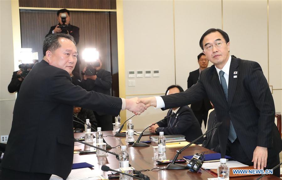 La RPDC et la Corée du Sud décident d'organiser des pourparlers militaires et Pyongyang enverra une équipe aux JO d'hiver de Pyeongchang