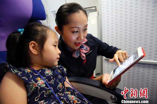 Les compagnies aériennes chinoises autorisent le Wi-Fi à bord des avions