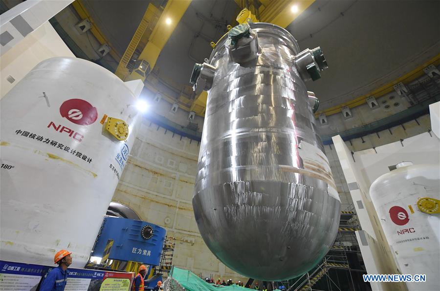 Installation d'un réacteur sous pression à eau Hualong One dans le Sud-est de la Chine
