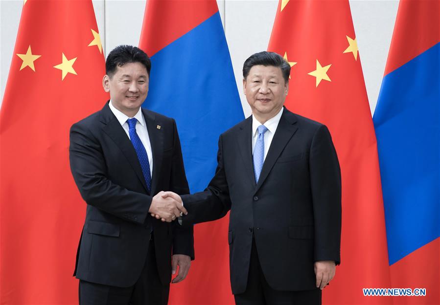 La Chine et la Mongolie s'engagent à renforcer leur partenariat stratégique global