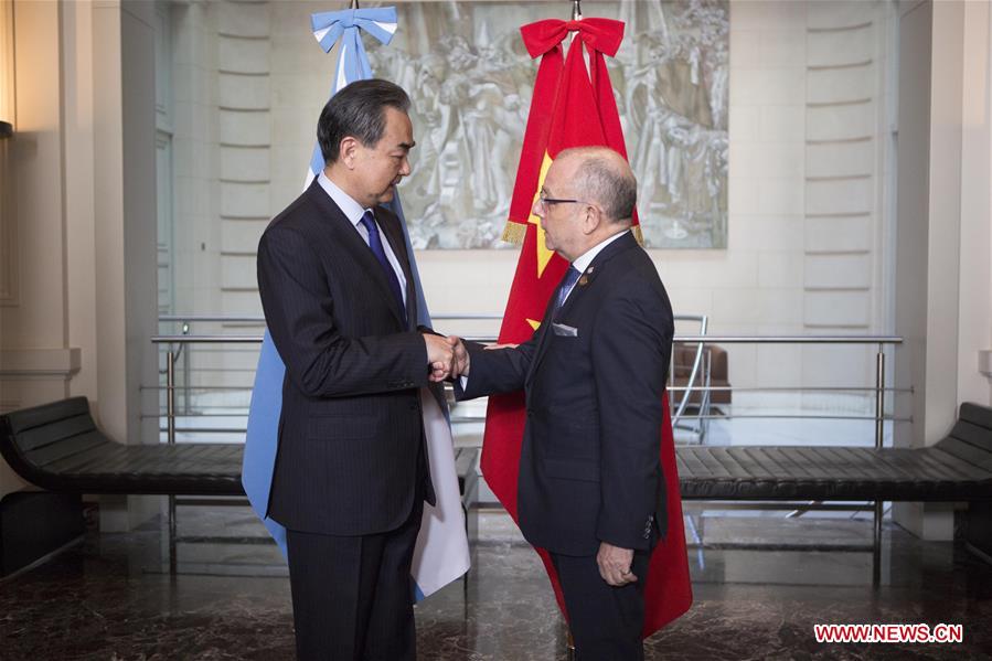 Les ministres chinois et argentin des AE s'engagent à renforcer la coopération bilatérale