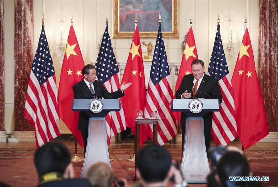 Le ministre chinois des AE appelle les Etats-Unis à respecter la politique d'une seule Chine