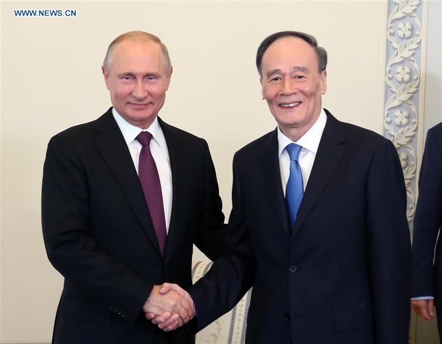 M. Poutine et le vice-président chinois Wang Qishan évoquent les relations bilatérales