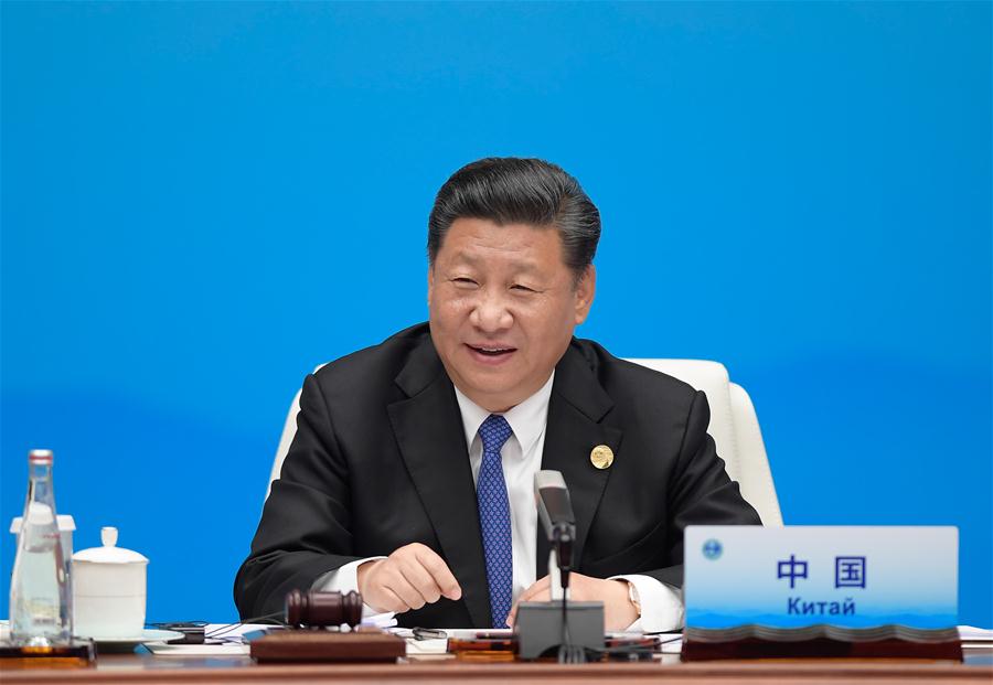 Xi Jinping préside une session restreinte du sommet de l'OCS