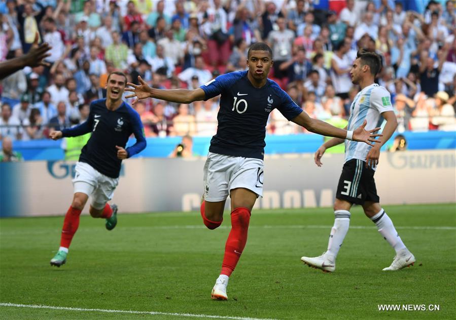 Coupe du monde de football 2018 : la France exulte après sa victoire contre l'Argentine
